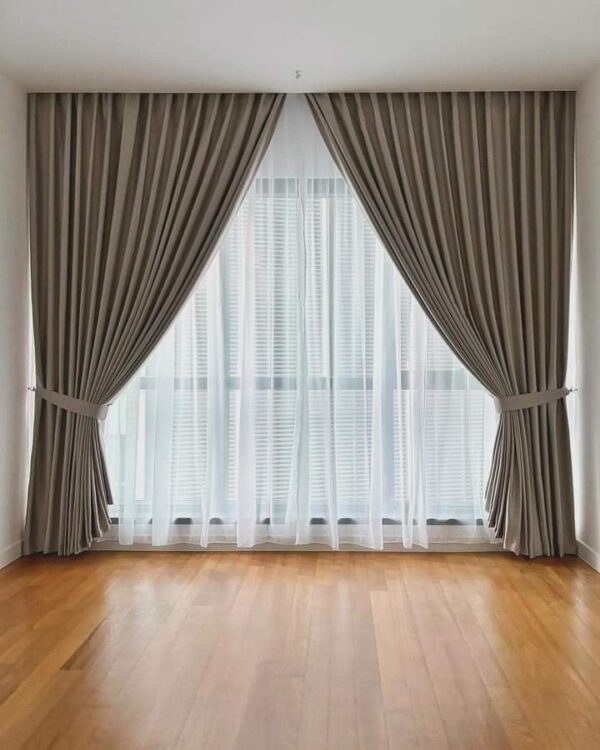 Blackout curtains and sheer